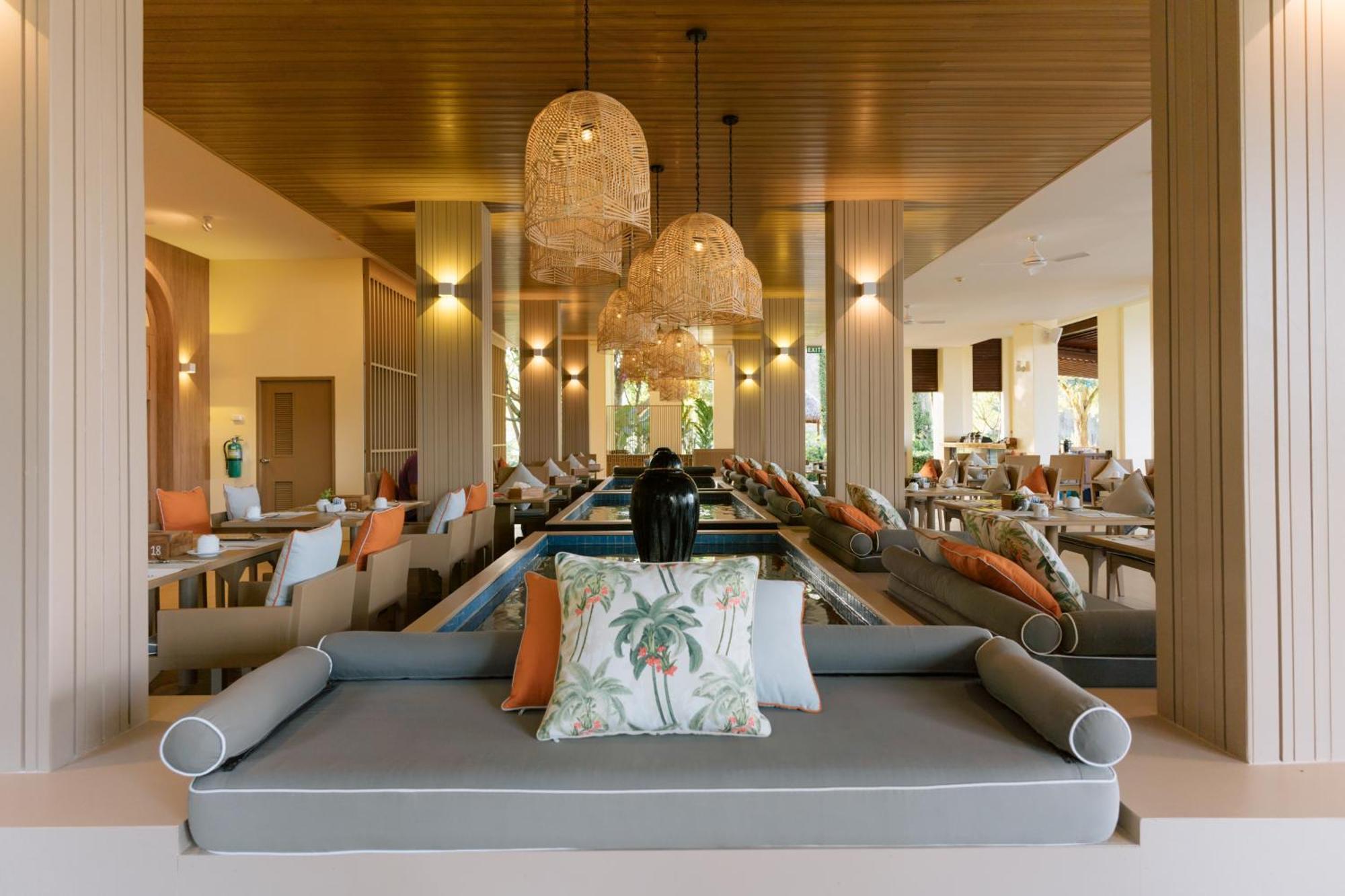 Apsara Beachfront Resort & Villa - Sha Extra Plus Khao Lak Exterior photo