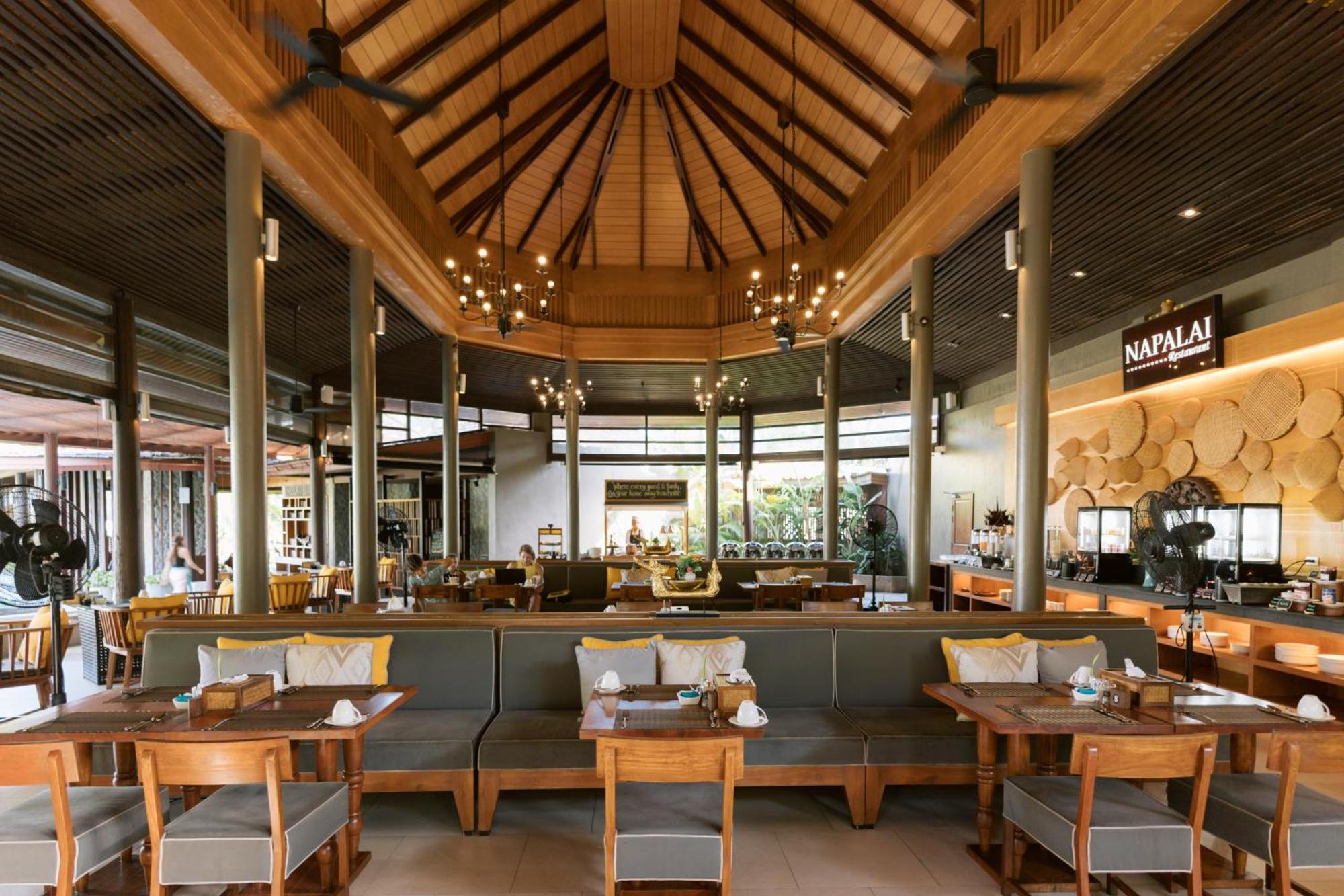 Apsara Beachfront Resort & Villa - Sha Extra Plus Khao Lak Exterior photo