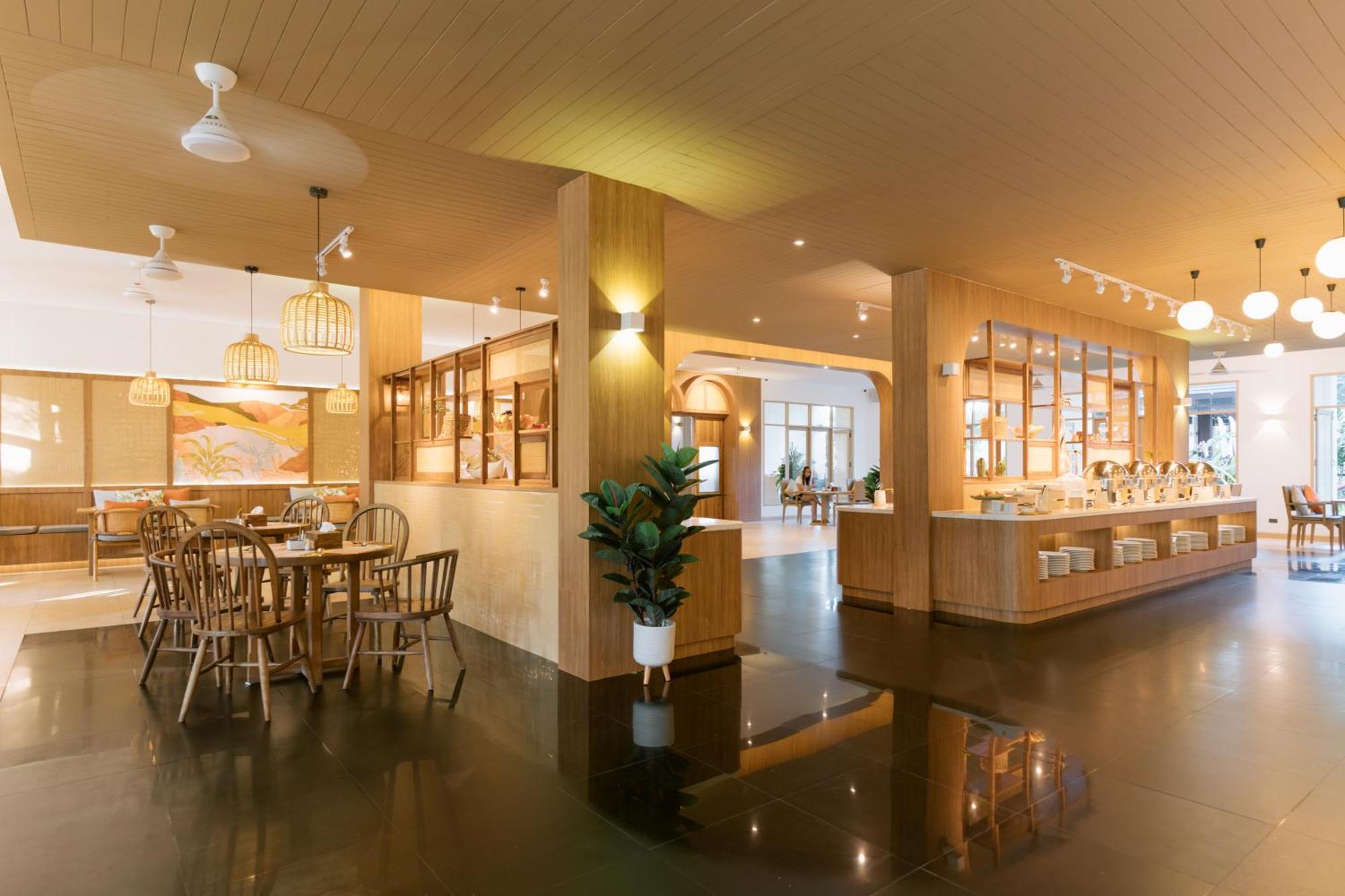 Apsara Beachfront Resort & Villa - Sha Extra Plus Khao Lak Exterior photo