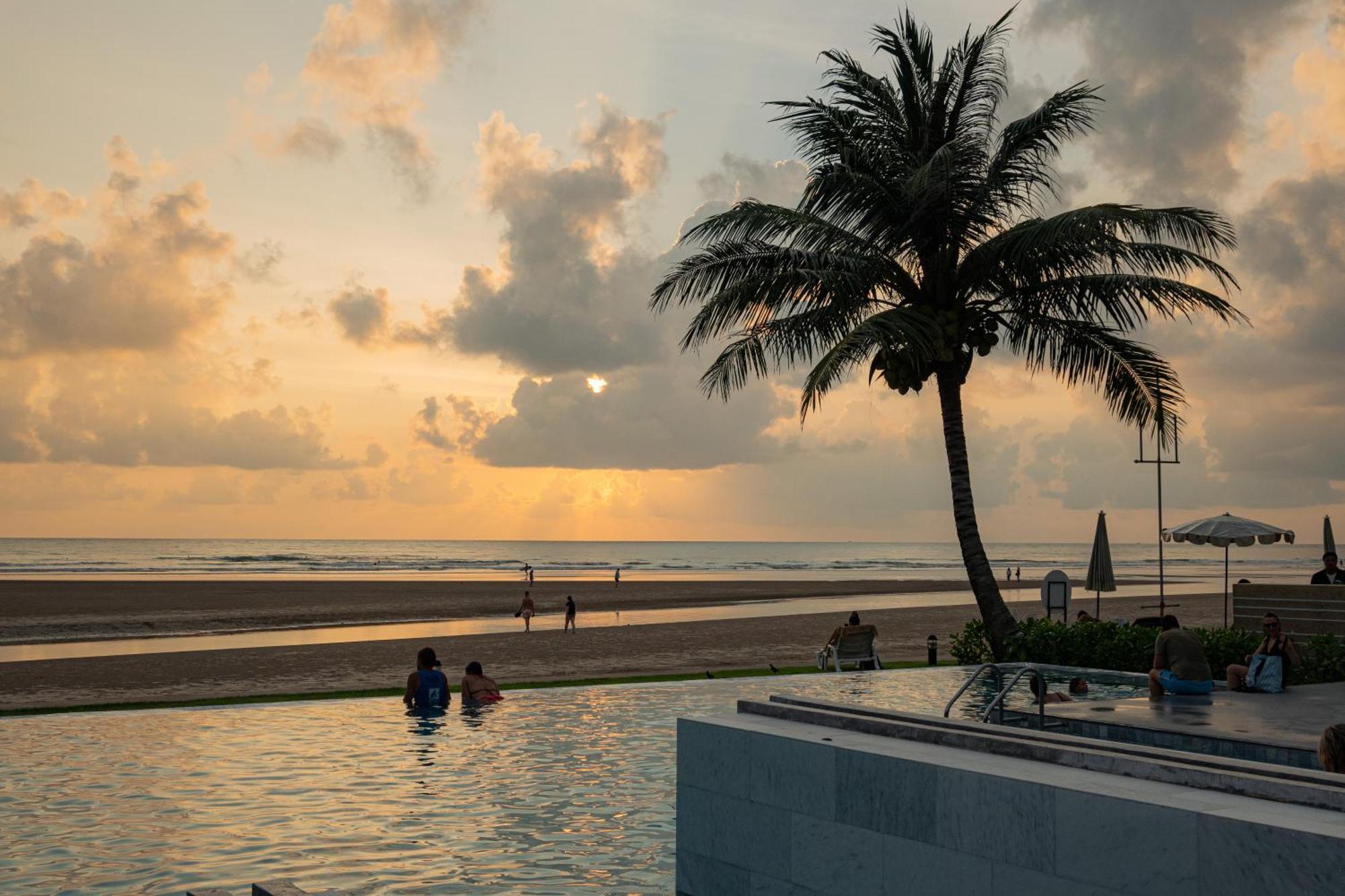 Apsara Beachfront Resort & Villa - Sha Extra Plus Khao Lak Exterior photo